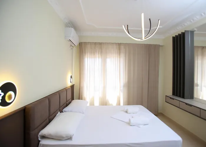 Oasis Apart-Hotel Residence Vlore Daire *