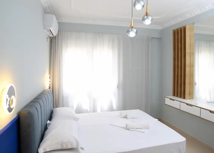 Oasis Apart-Hotel Residence Vlore Daire *