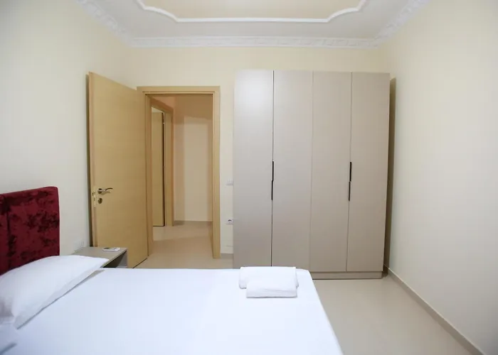 Oasis Apart-Hotel Residence Vlore Daire