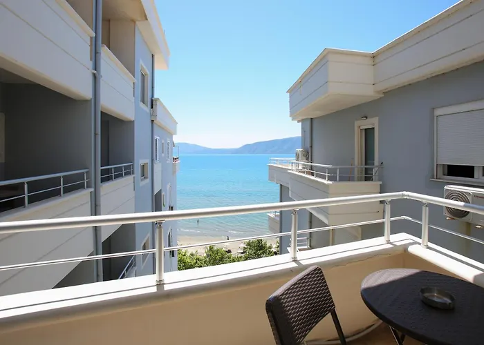 Oasis Apart-Hotel Residence Vlore Daire