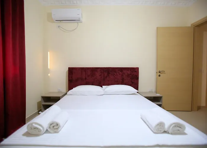 Daire Oasis Apart-Hotel Residence Vlore *