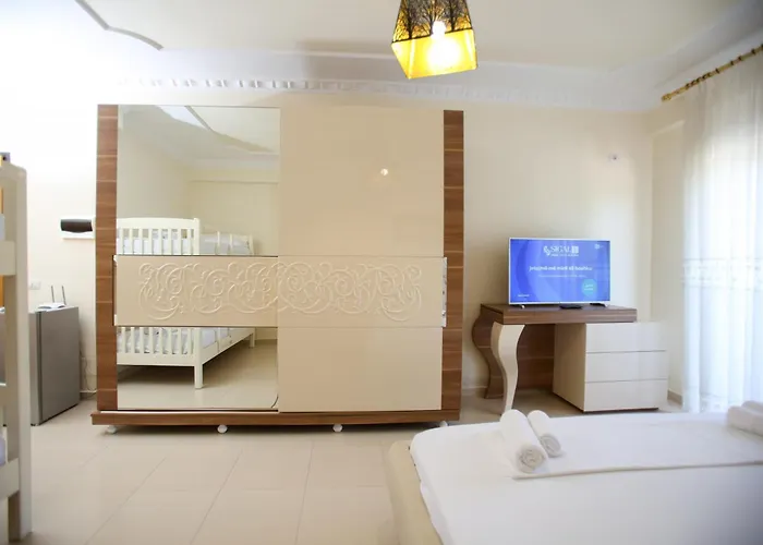 Daire Oasis Apart-Hotel Residence Vlore *